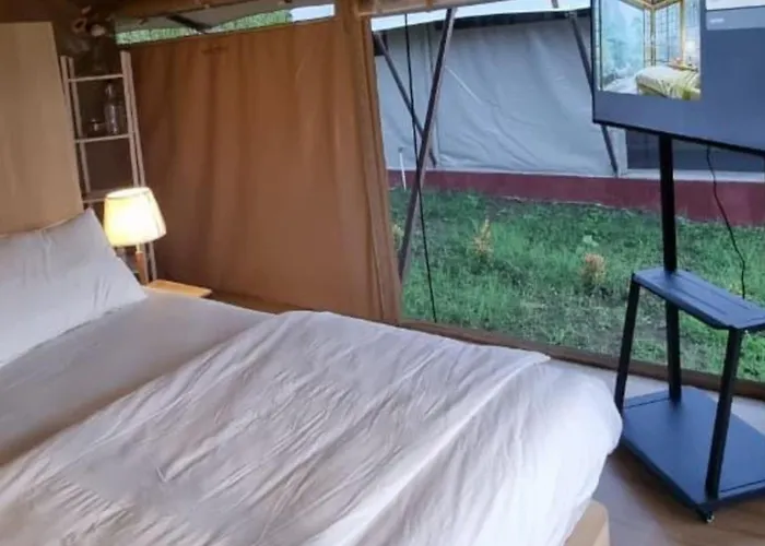 Tikumbar Valley Glamping Pelaga Luxuszelt Plaga