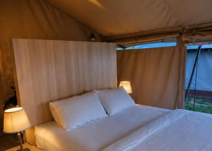Tikumbar Valley Glamping Pelaga Luxuszelt